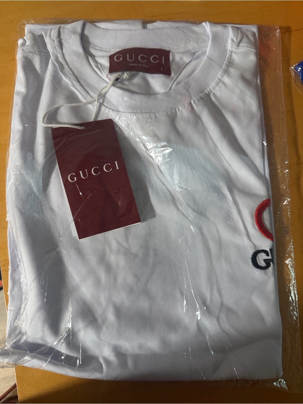 Gucci White Crewneck Tee with Red Logo and Striped Sleeve Trim - Picture 5 of 5
